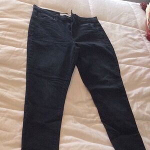 Women’s Gap Jeans 31R True Skinny Super High Rise - extremely dark blue